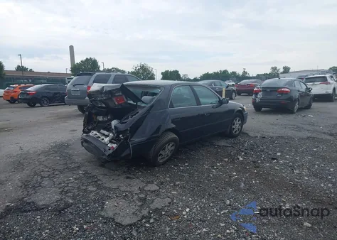 2000 Toyota Camry Le из США, поврежденный, VIN 4T1BG22K9YU986093